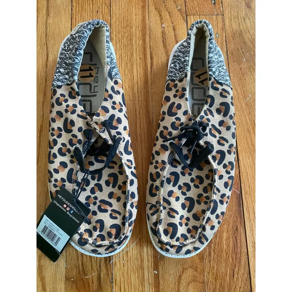 NWT Hey Dude Wendy Funk Cheetah Collage Size 11